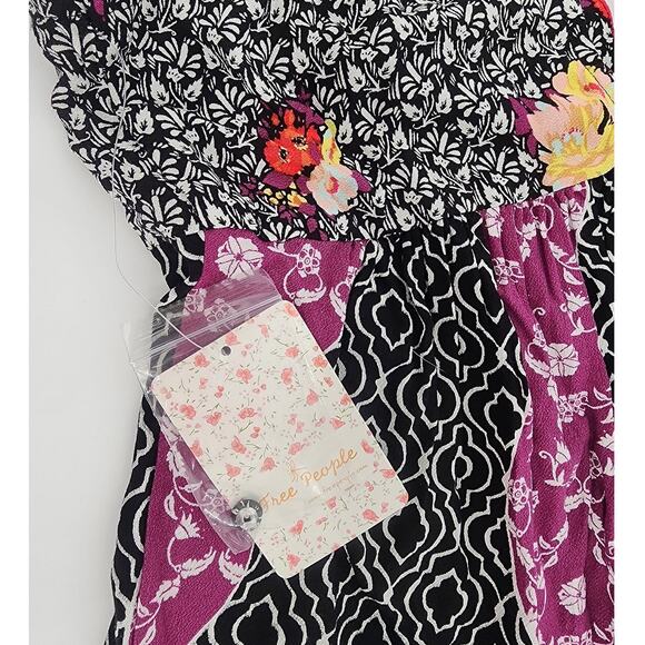 Free People Dream Darlin' Printed Deep V-Neck Top Women’s Size Small - Picture 6 of 9